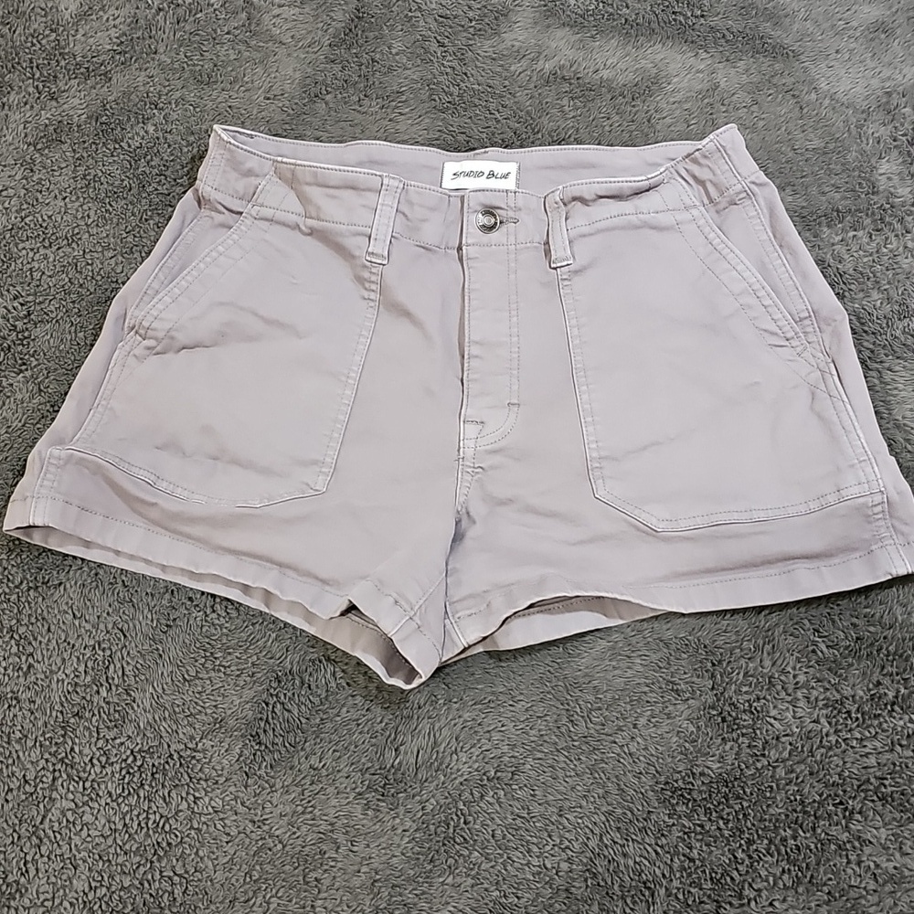 Studio Blue Gray Sophia Mid Rise Utility Short Size 30